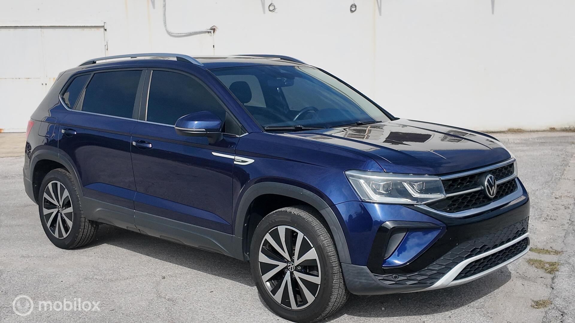 Volkswagen Taos photo 8