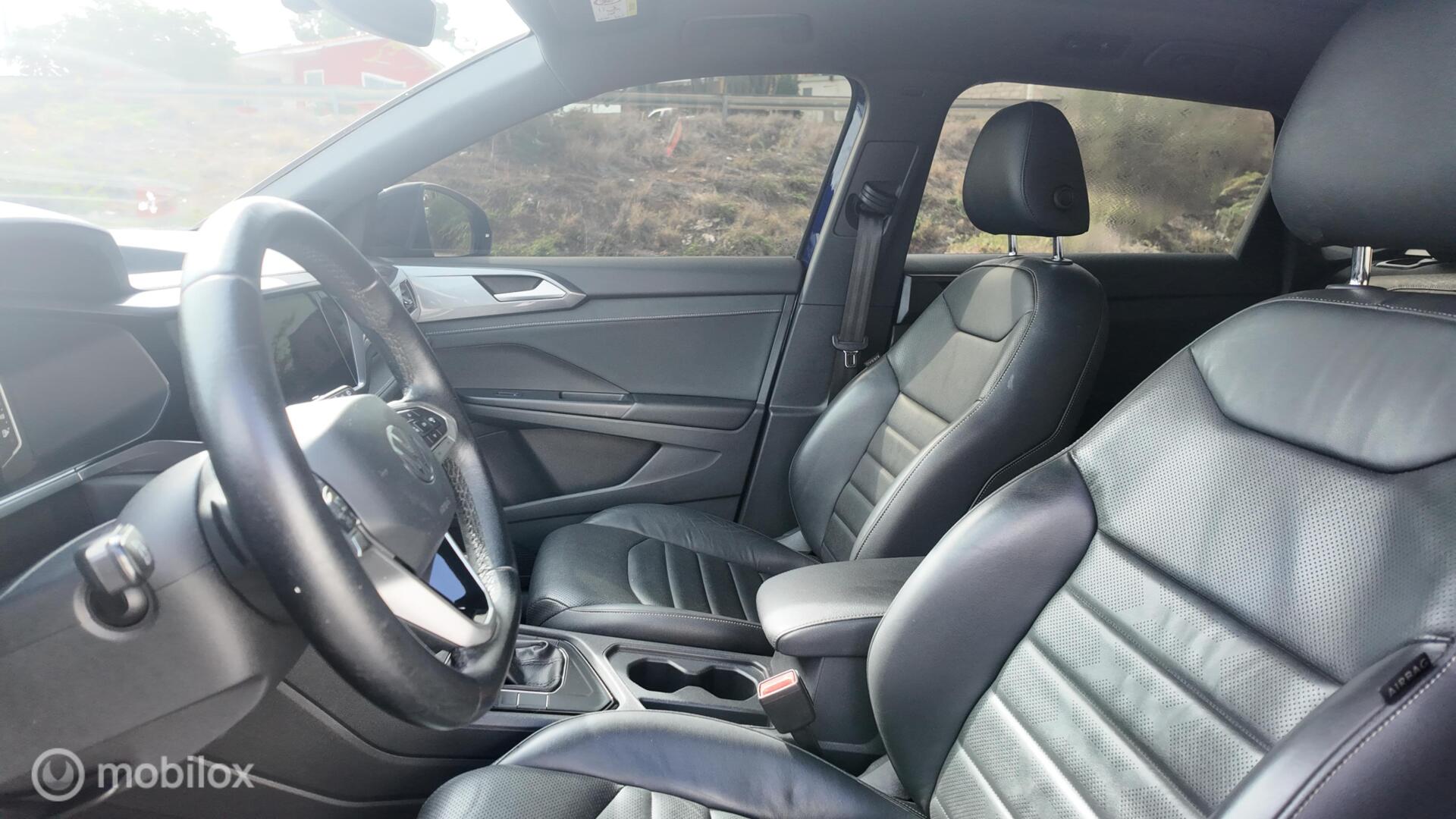 Volkswagen Taos photo 12