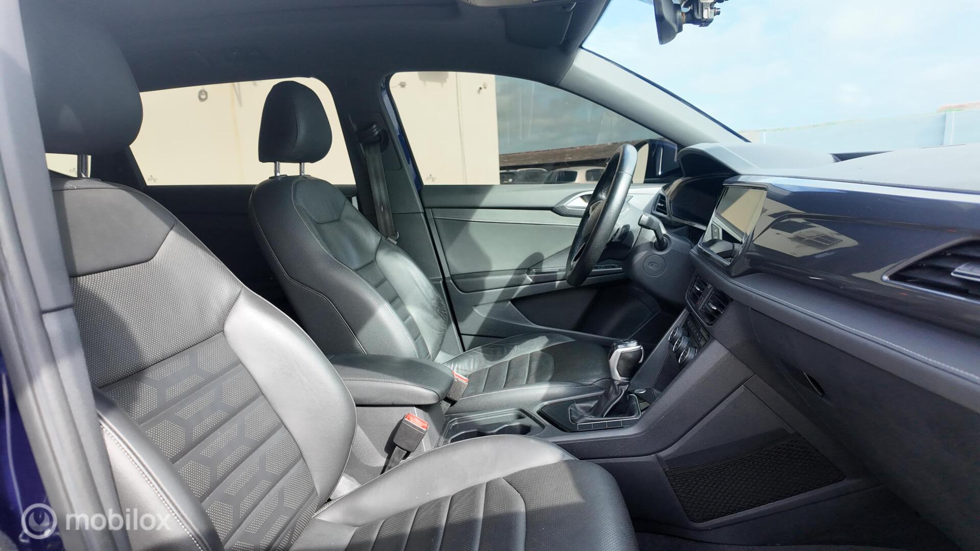 Volkswagen Taos photo 18