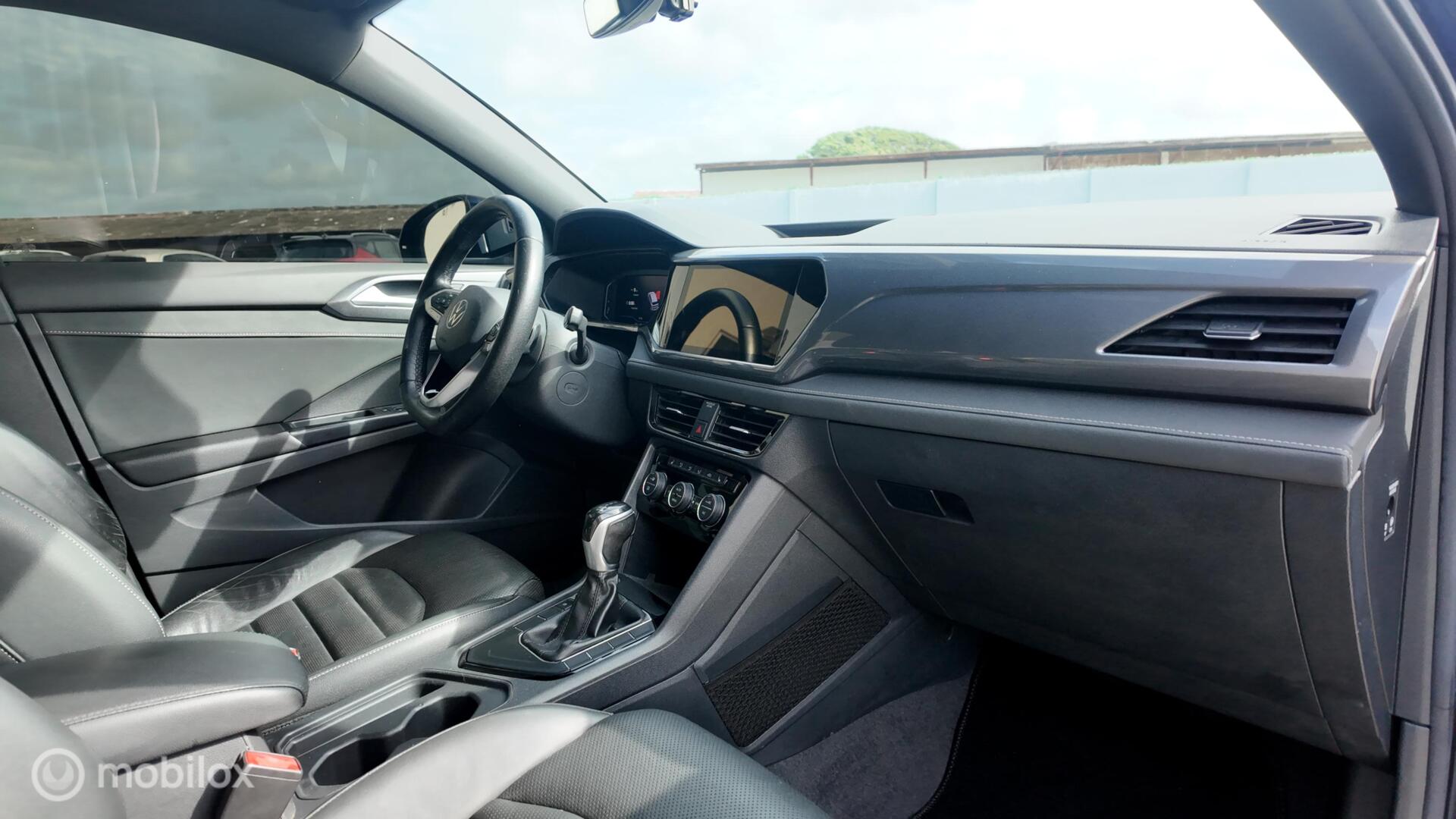 Volkswagen Taos photo 19