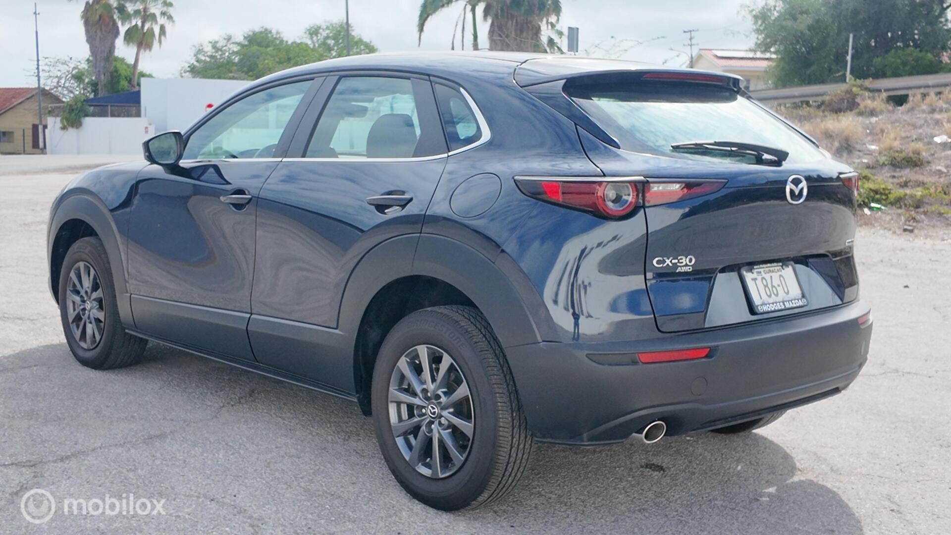 Mazda CX-30 photo 4