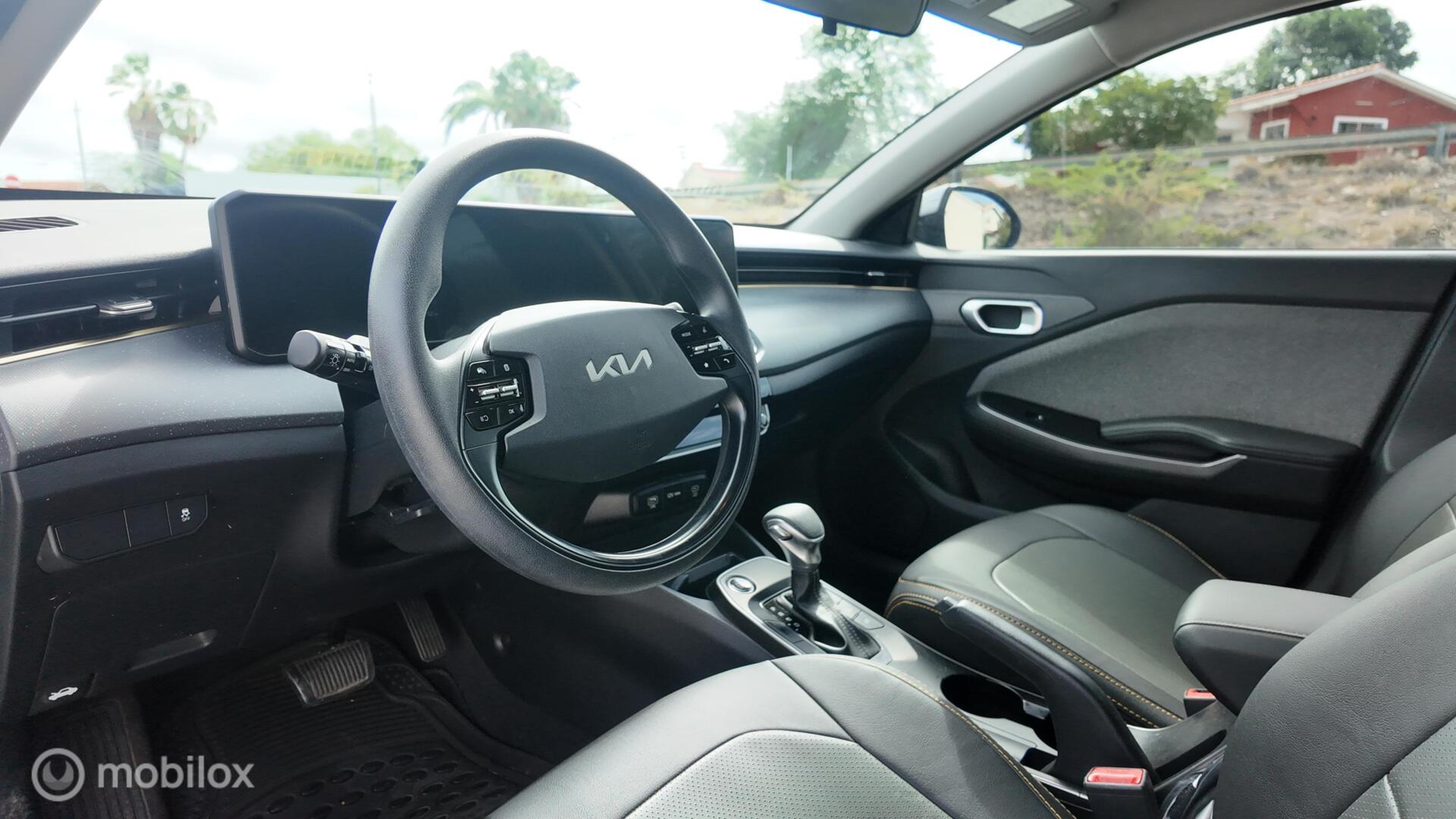 Kia K3 photo 13