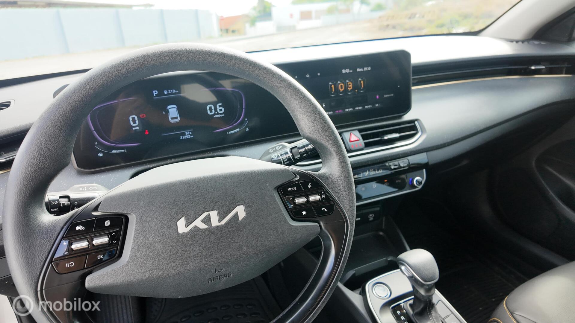 Kia K3 photo 14