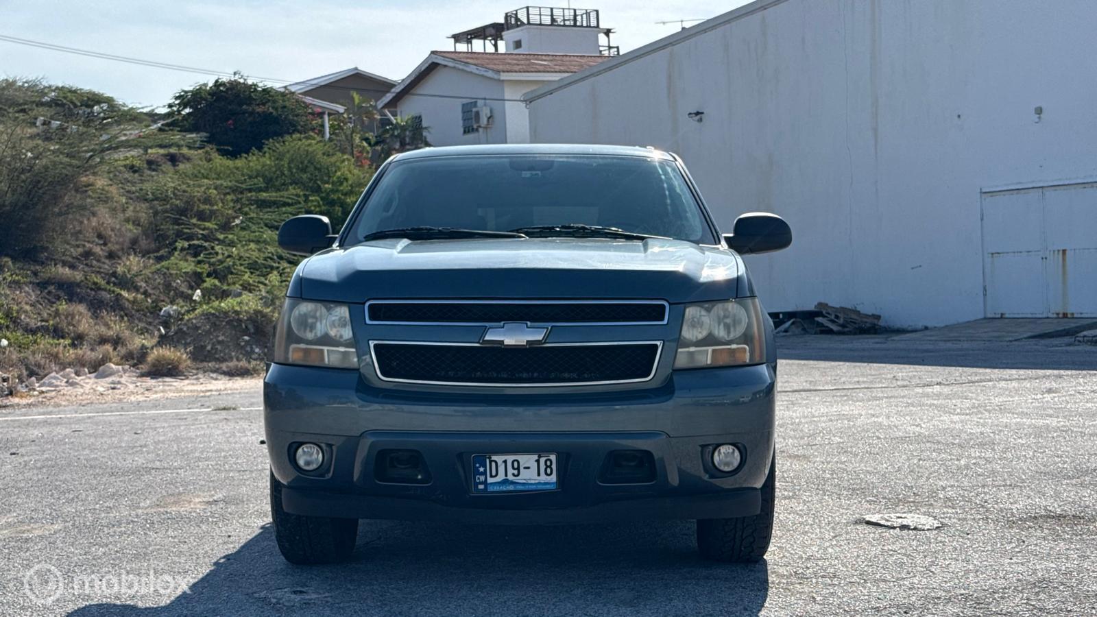 Chevrolet Tahoe LS photo 9