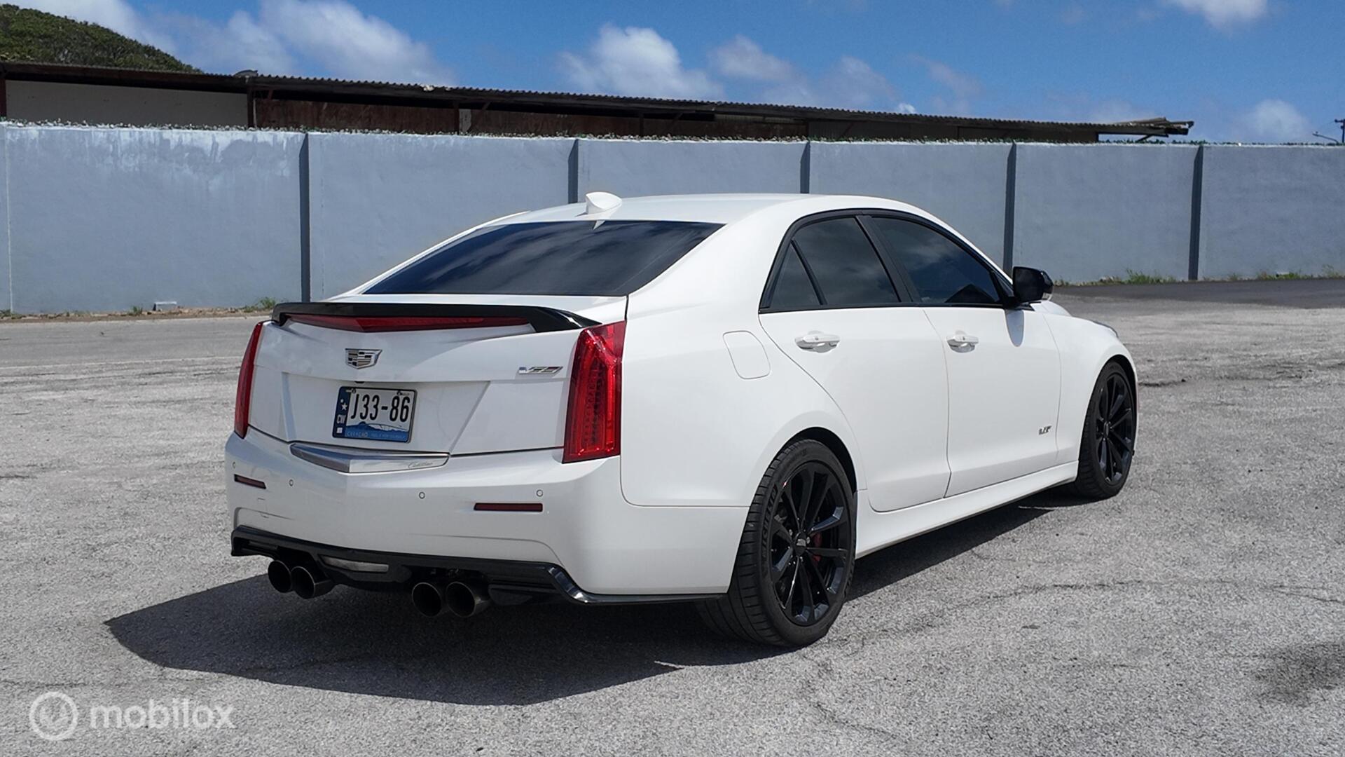 Cadillac ATS V photo 6