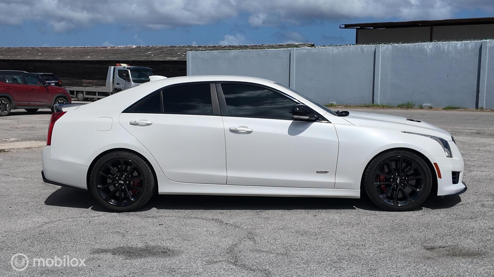 Cadillac ATS V photo 7