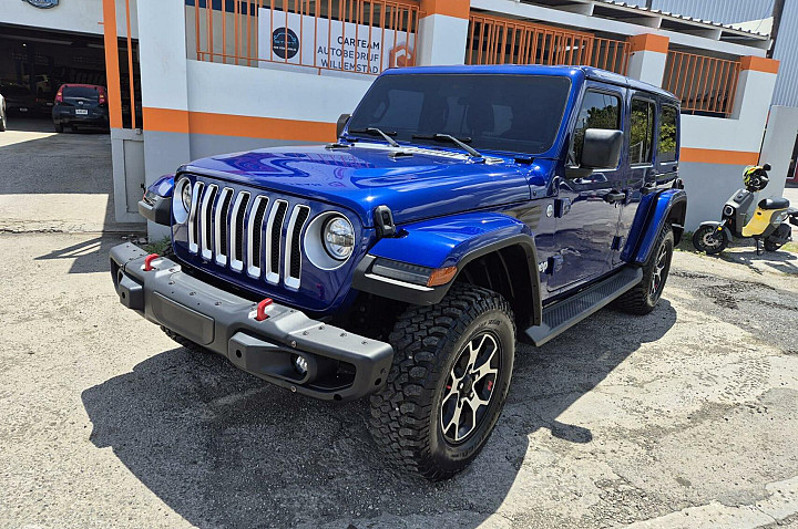 Jeep Wrangler V6