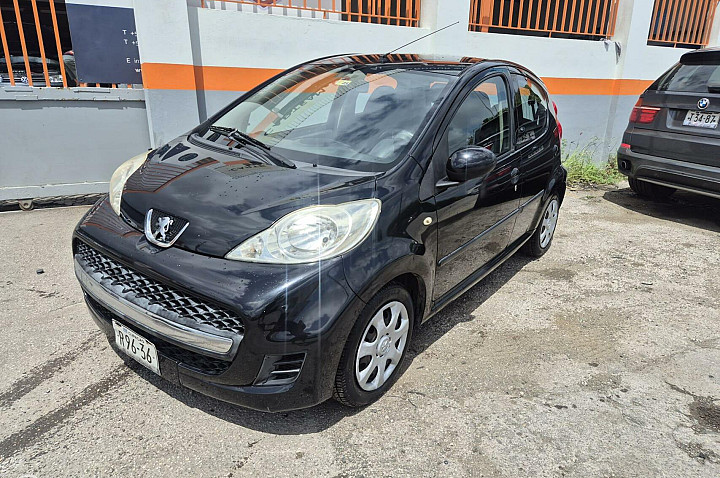 Peugeot 107 1.0-12V Accent