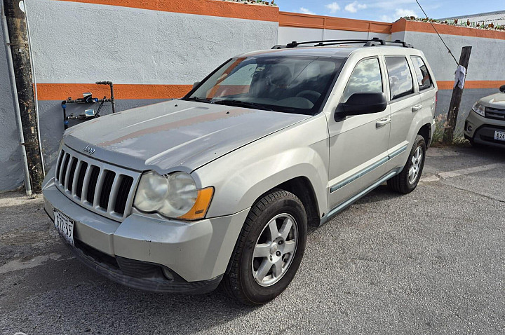 Jeep Grand Cherokee 3.7 V6 Laredo