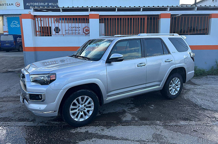 Toyota 4Runner Limited
