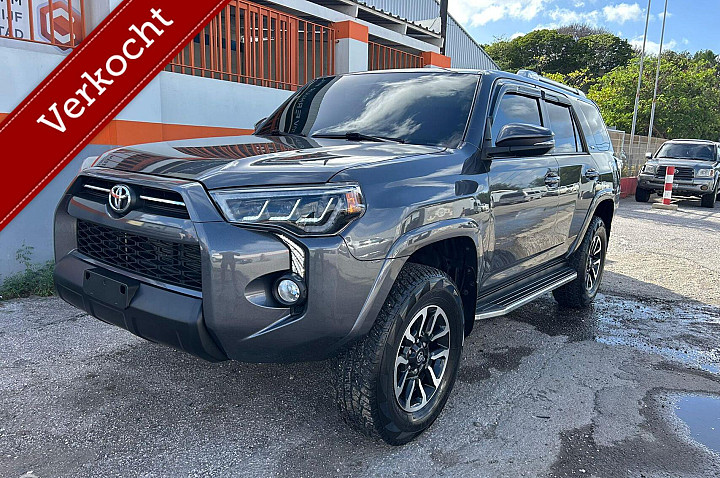 Toyota 4Runner SR5 