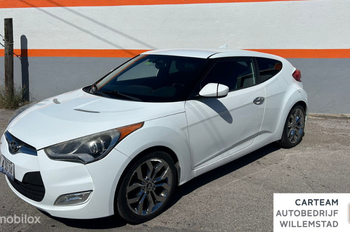 Hyundai Veloster -