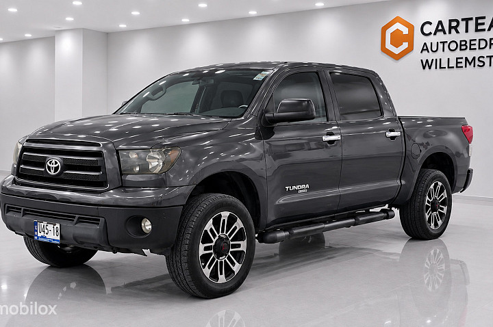 Toyota Tundra -